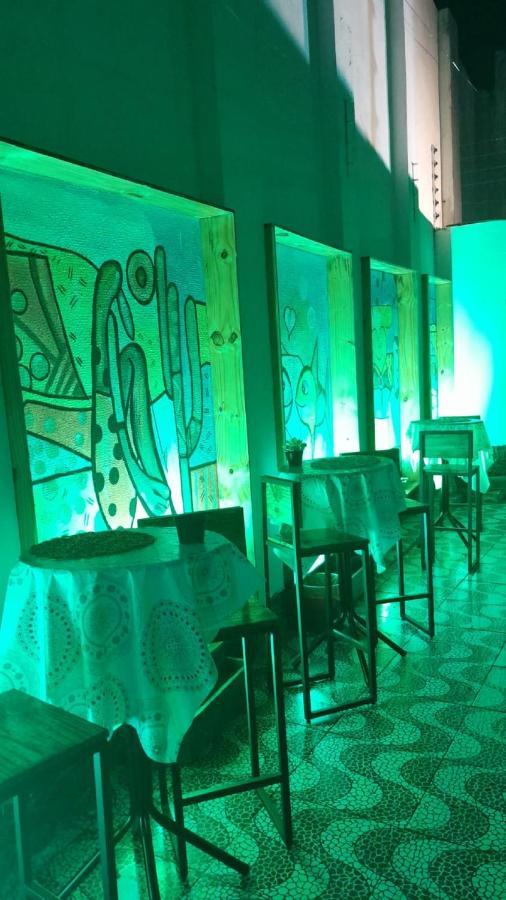 "Le Chat Qui Peche" Hostel A 150 Metros Da Praia De Pajucara Maceio  Bagian luar foto